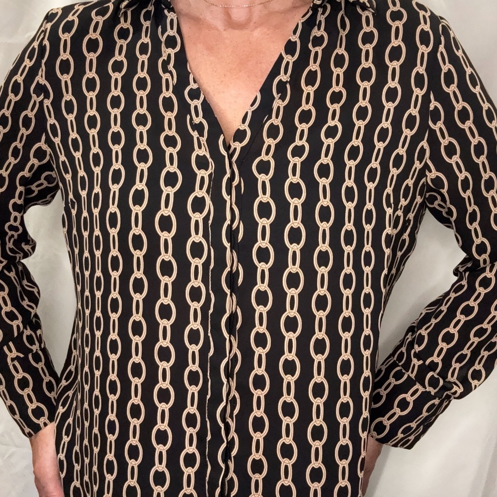 Worthington Blouse, Gold Links on Back Silk